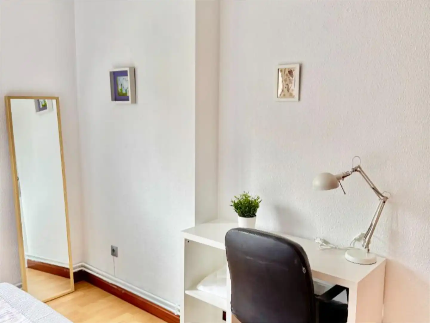 Flat for rent in Calle Gutiérrez Solana, 13, Alisal - San Román Flat for rent in Calle Gutiérrez Solana, 13, Alisal - San Román