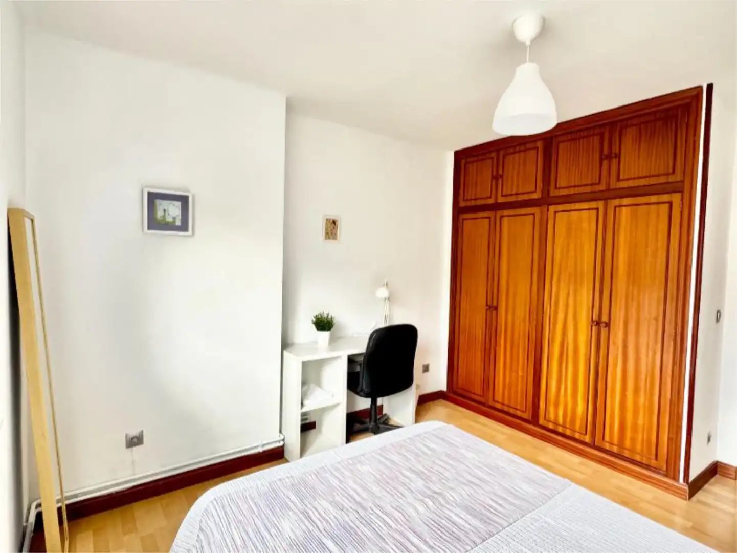Flat for rent in Calle Gutiérrez Solana, 13, Alisal - San Román Flat for rent in Calle Gutiérrez Solana, 13, Alisal - San Román