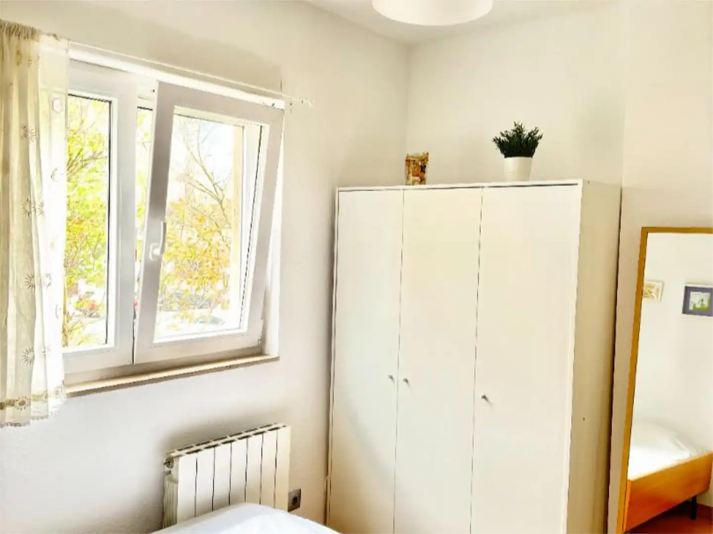 Flat for rent in Calle Gutiérrez Solana, 13, Alisal - San Román Flat for rent in Calle Gutiérrez Solana, 13, Alisal - San Román
