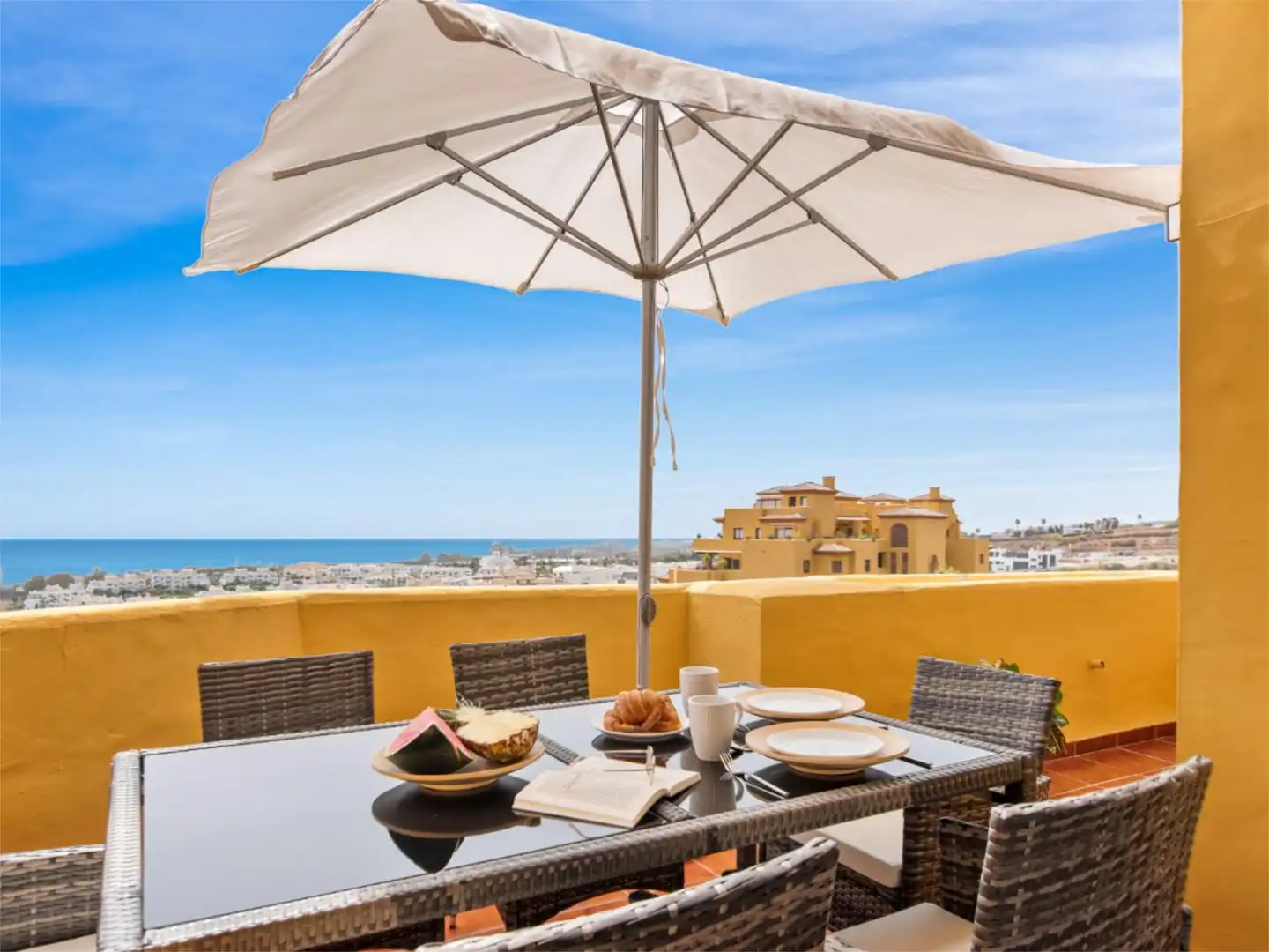 Terrassa de Dúplex en venda en Estepona amb Aire condicionat, Calefacció i Terrassa