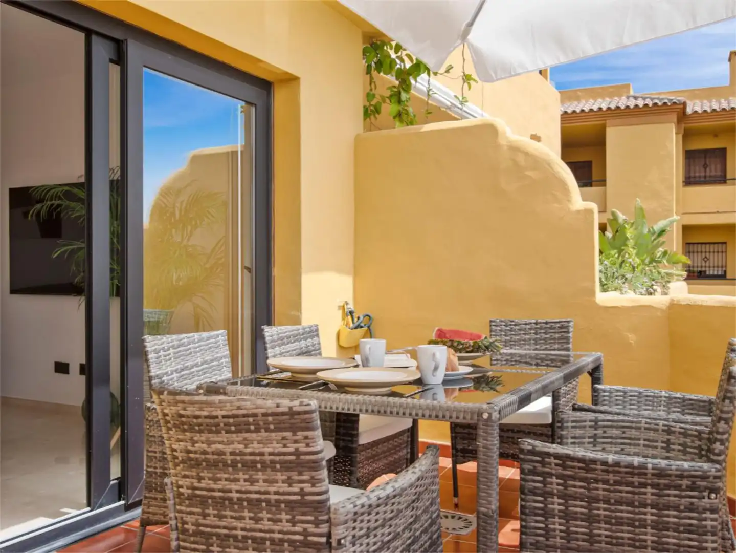 Dúplex en venda a Calle Alpandeire, 11, La Concha - Resina Golf Terrassa de Dúplex en venda en Estepona amb Aire condicionat, Calefacció i Terrassa