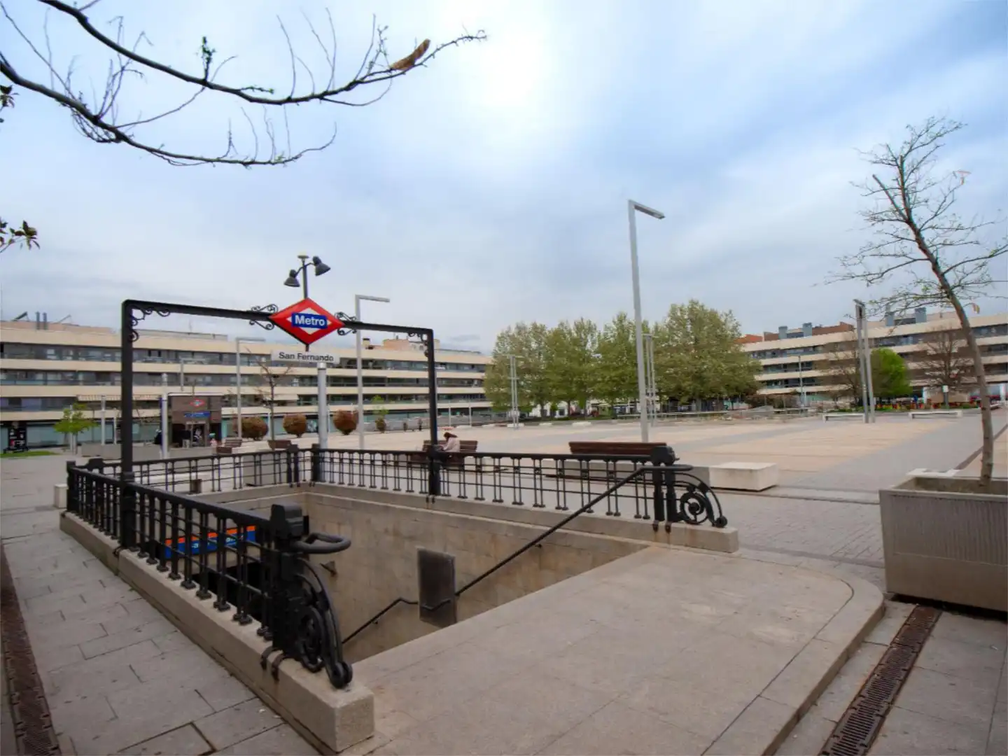 Pis en venda a Montserrat - Parque Empresarial Vista exterior de Pis en venda en San Fernando de Henares amb Balcó