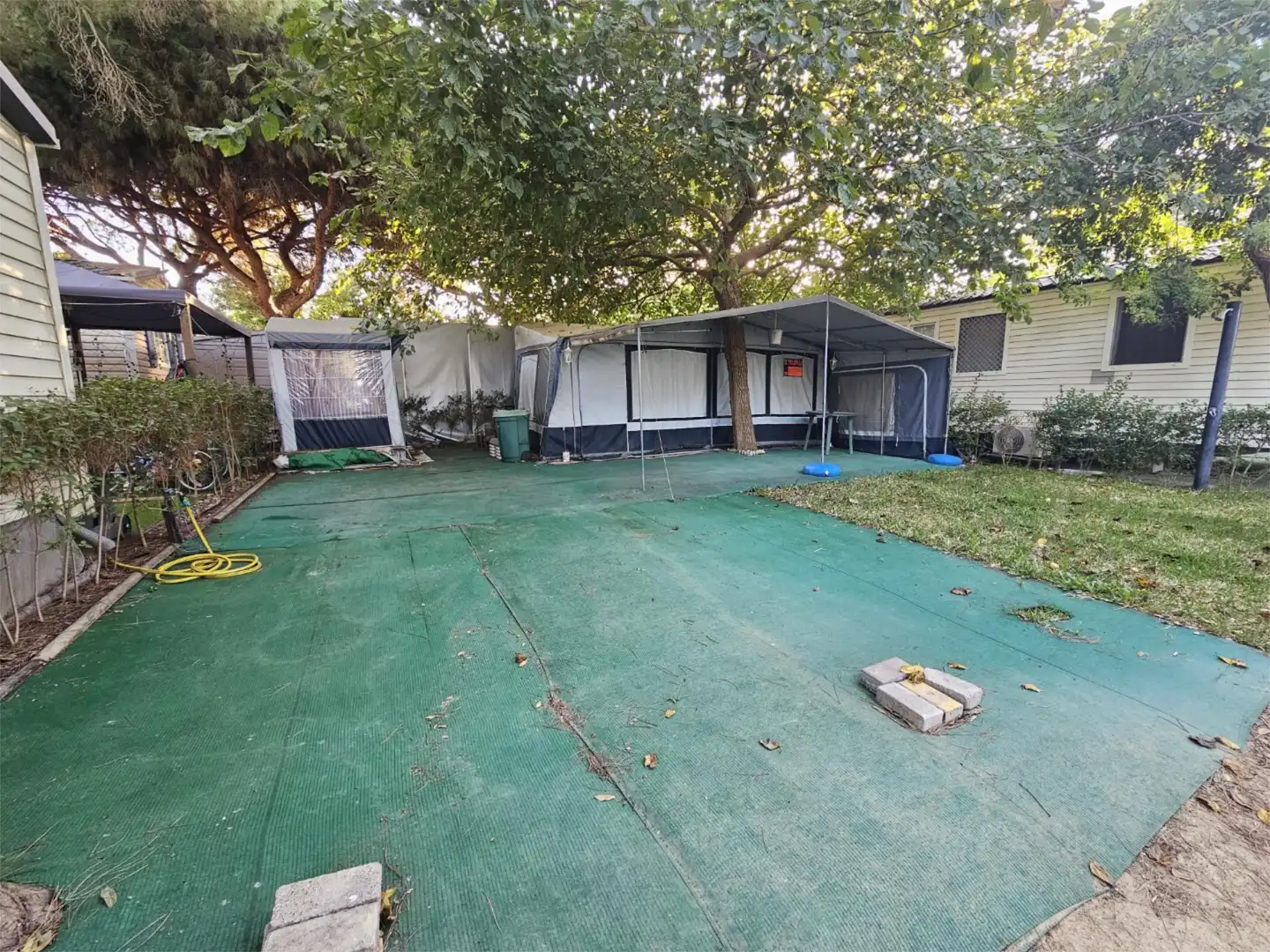 Vista exterior de Finca rústica en venta en El Puerto de Santa María con Aire acondicionado, Jardín privado y Piscina