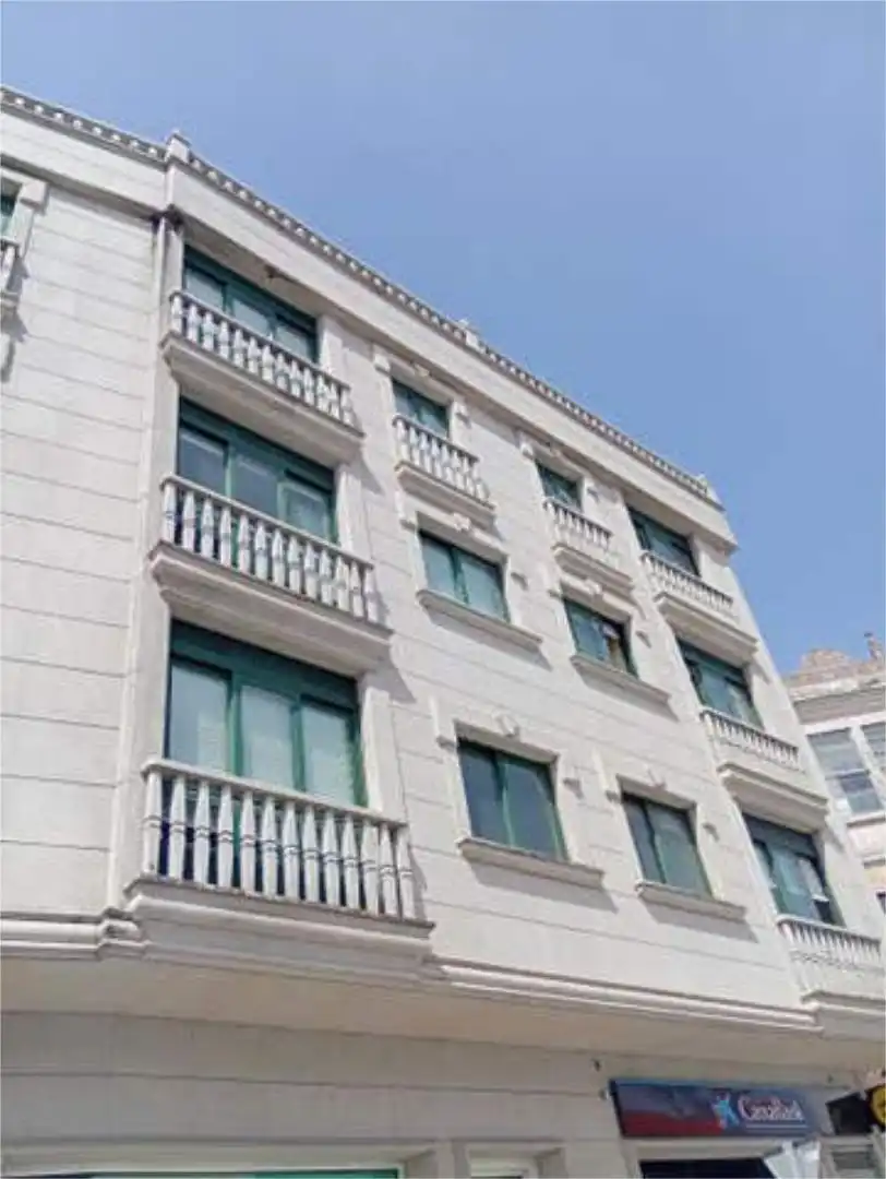 Vista exterior de Piso de alquiler en Ponteceso con Calefacción, Trastero y Amueblado