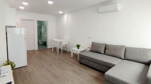 Piso de alquiler en Calle Murillo, 44, Vecindario - El Doctoral - Cruce de Sardina, Santa Lucía de Tirajana - imagen 2 Foto 2 de Piso de alquiler en Calle Murillo, 44, Vecindario - El Doctoral - Cruce de Sardina, Santa Lucía de Tirajana