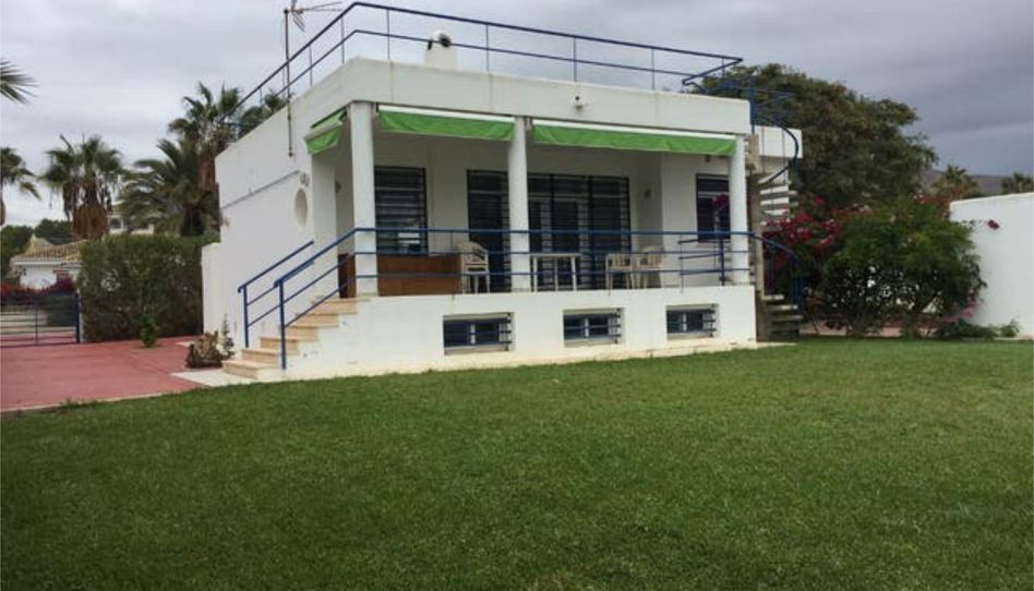 Single-family semi-detached for rent in Perín, Cartagena - image 1 Photo 1 of Single-family semi-detached for rent in Perín, Cartagena