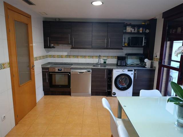 Casa adosada en Venta en Avenida Zaragoza, 4 en Pinseque