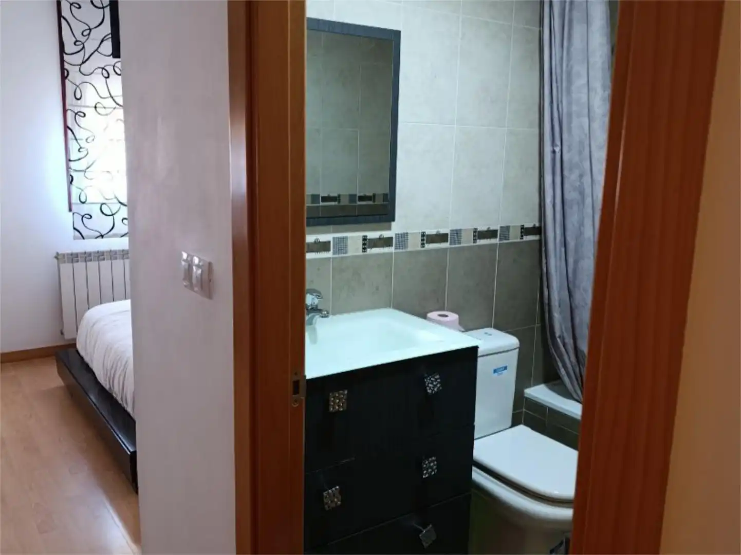 Detached homes for sale in Avenida Zaragoza, 4, Pinseque Bathroom of Detached homes for sale in Pinseque with Air Conditioner, Heating and Parquet flooring