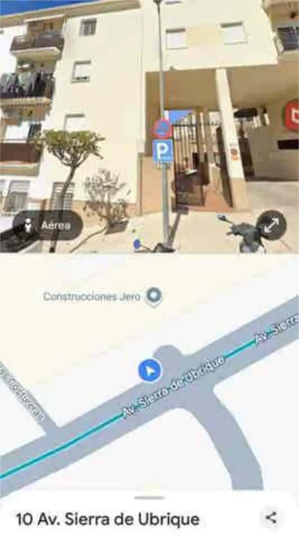 Vista exterior de Pis de lloguer en Ubrique amb Terrassa i Moblat