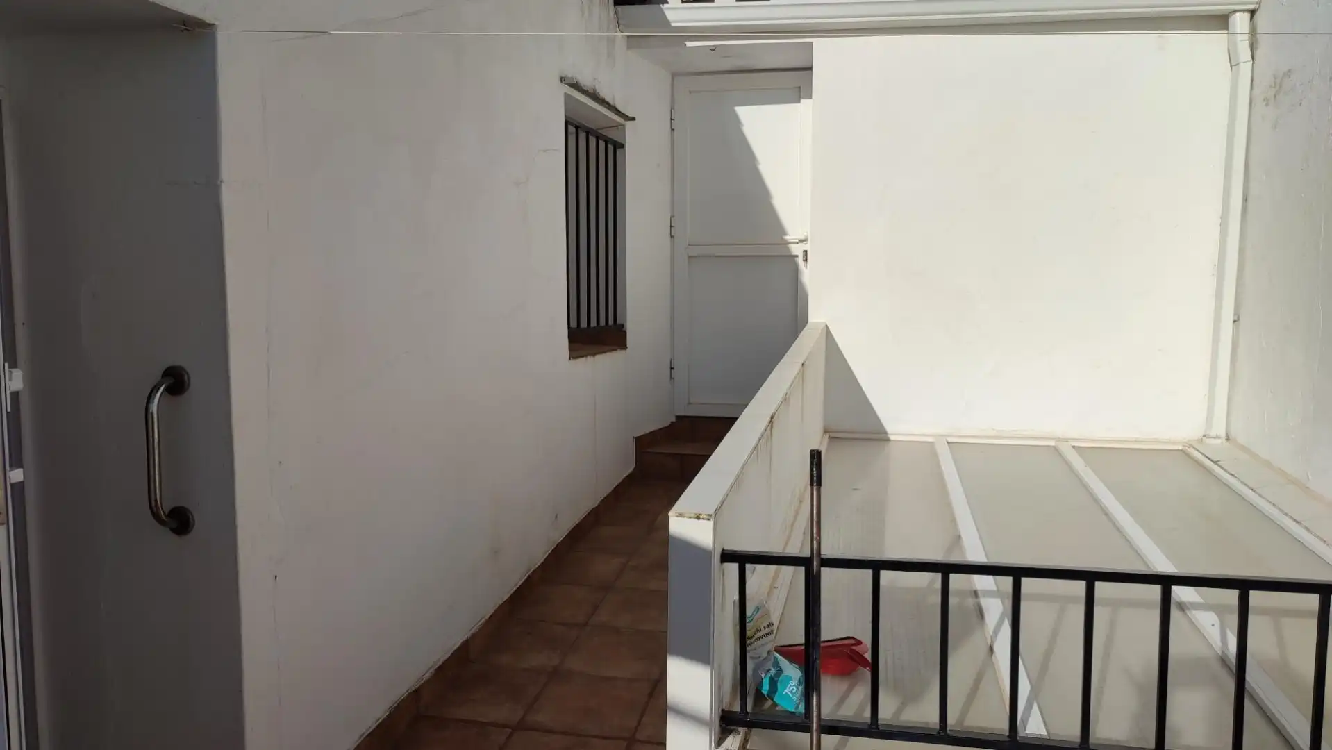 Casa adosada en venta en de atrás, 23, Feria Terraza de Casa adosada en venta en Feria con Amueblado