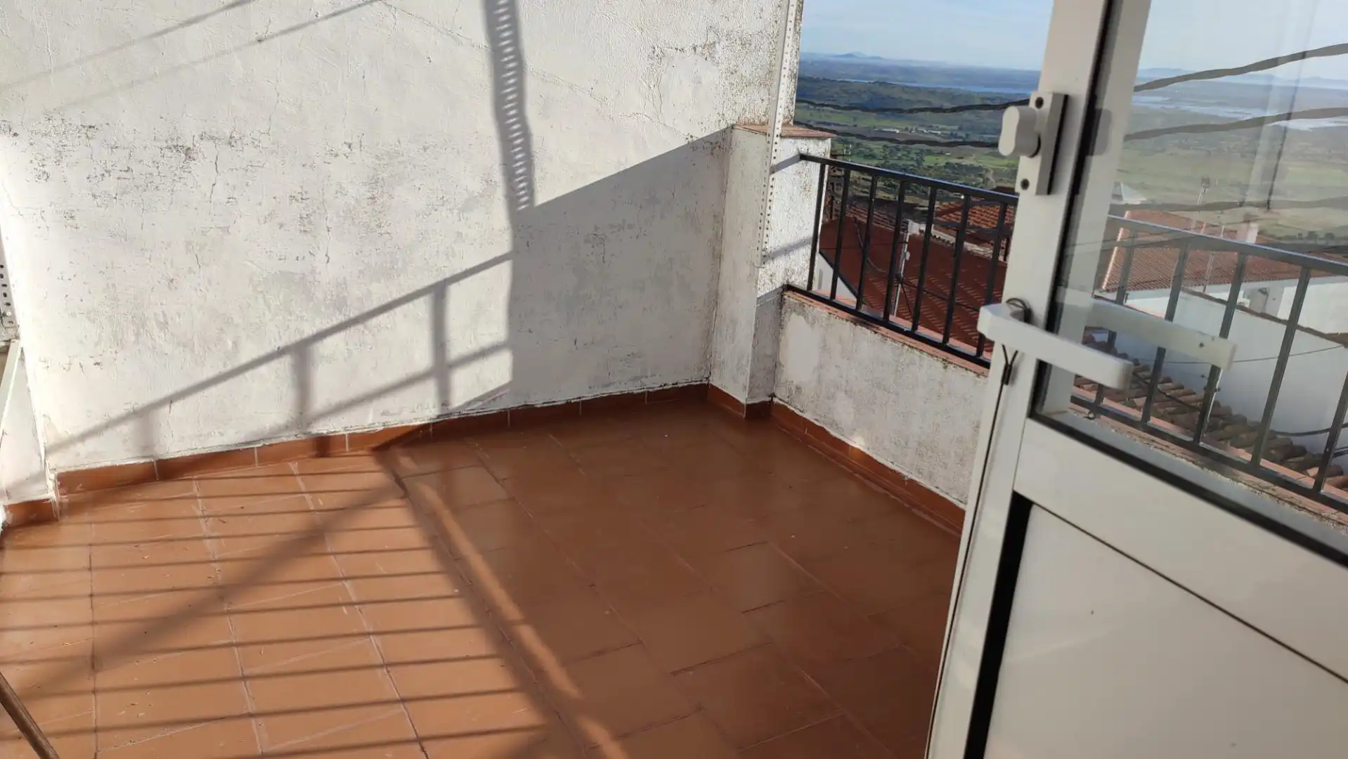 Casa adosada en venta en de atrás, 23, Feria Terraza de Casa adosada en venta en Feria con Amueblado