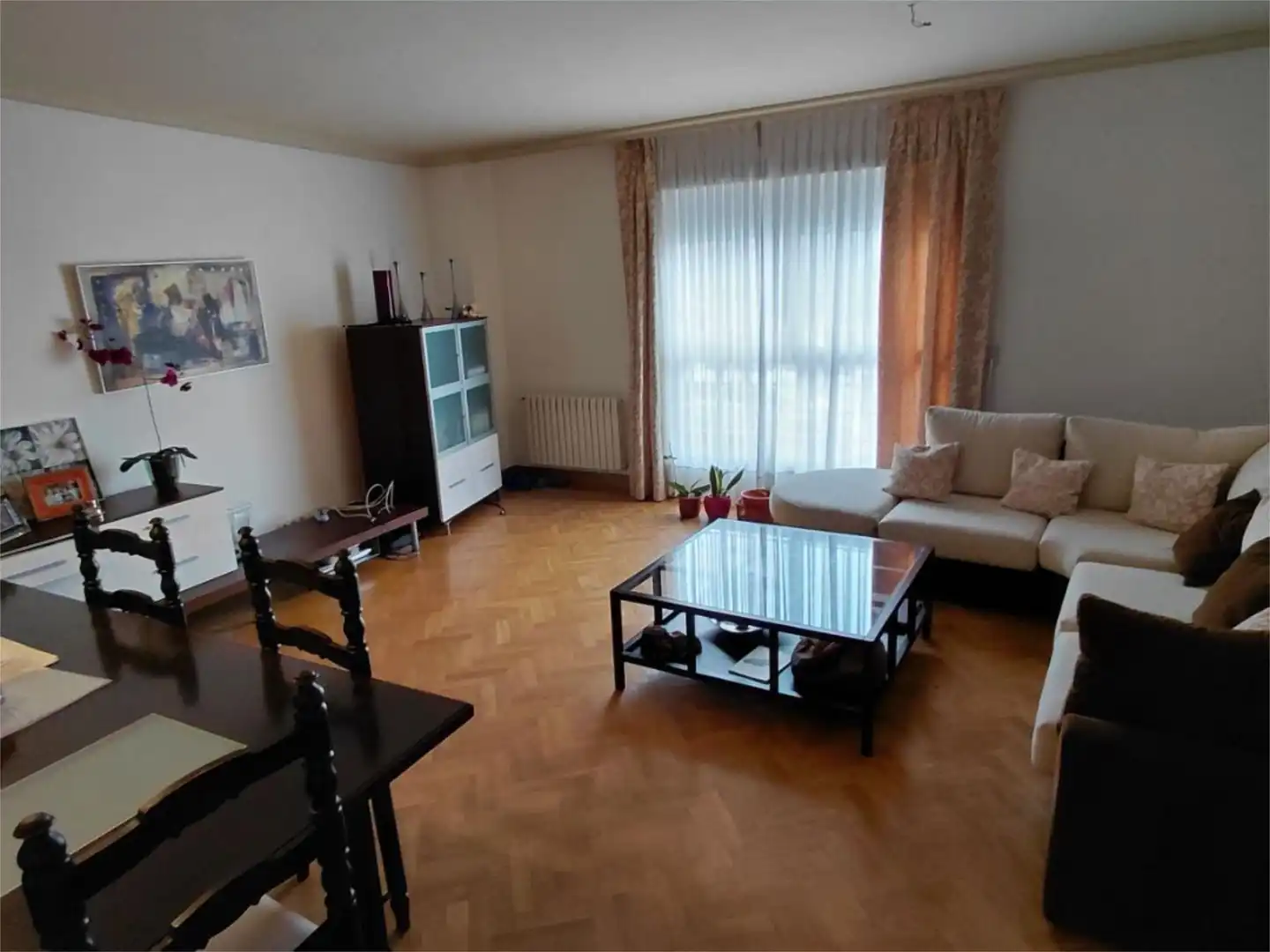 Flat for sale in Cañon Del Río Lobos, 7, Madrid Living room of Flat for sale in Madrid with Air Conditioner, Heating and Private garden