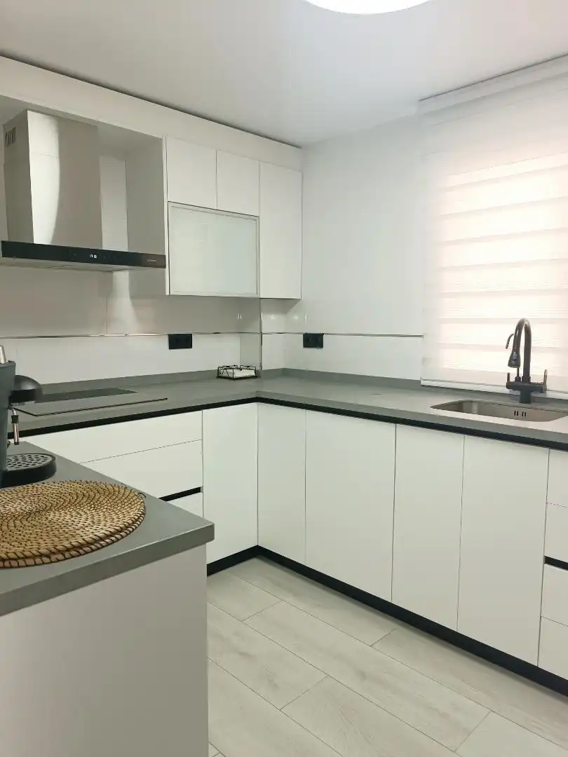 Flat for sale in Barriada Los Fernández, 66, Torre de Benagalbón Kitchen of Flat for sale in Rincón de la Victoria with Air Conditioner and Balcony