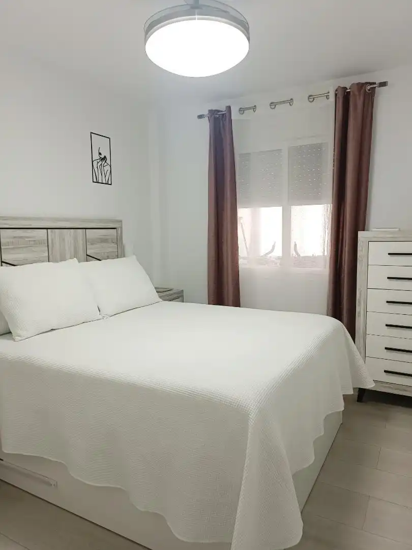 Flat for sale in Barriada Los Fernández, 66, Torre de Benagalbón Bedroom of Flat for sale in Rincón de la Victoria with Air Conditioner and Balcony