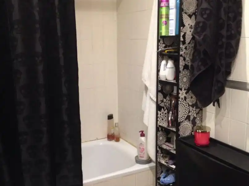 Habitación en Carrer de l'Artesania, 30, Verdum Baño de Piso para compartir en Barcelona con Terraza y Amueblado