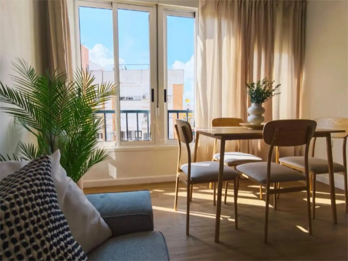 Pis de lloguer a Doctor Barraquer - G. Renfe - Policlínico