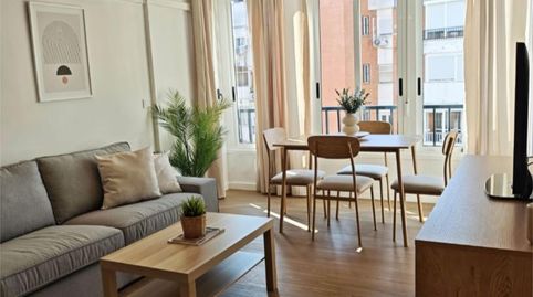 Foto 4 de Pis de lloguer a Doctor Barraquer - G. Renfe - Policlínico, Sevilla Capital