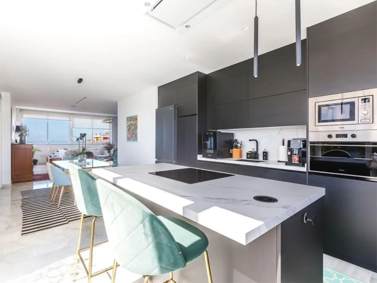 Wohnung zur Miete in Calle Mar Cantabrico, 7, Poniente - Faro Wohnung zur Miete in Calle Mar Cantabrico, 7, Poniente - Faro