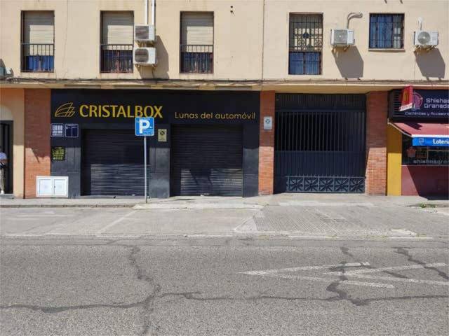 Local comercial en Alquiler en Cañero