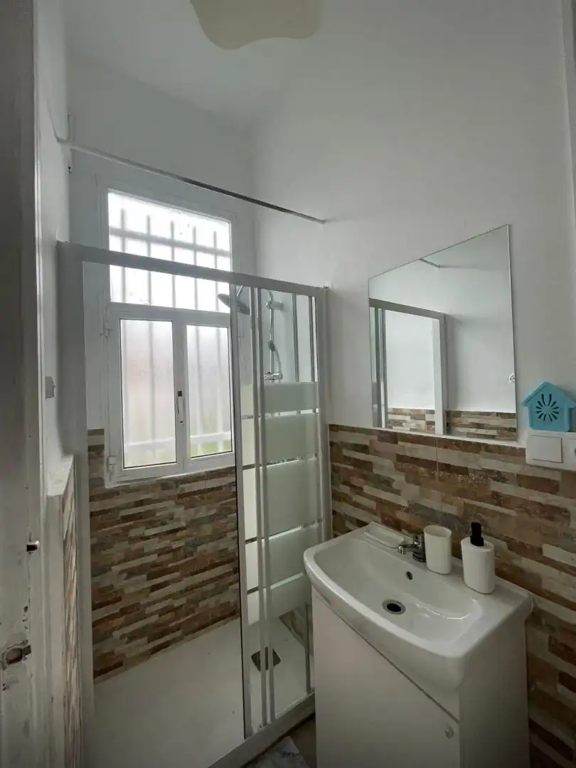 Room in OU-540, 42, A Carballeira