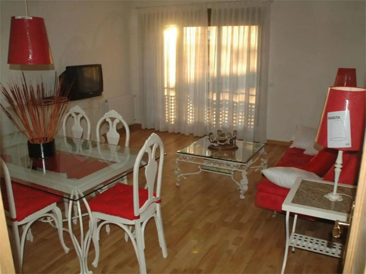 Sala de estar de Piso de alquiler en Tarancón con Calefacción, Parquet y Terraza