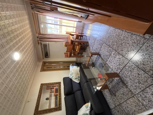 Piso en Alquiler en Pasaje Miralmar, 12 en Benalúa