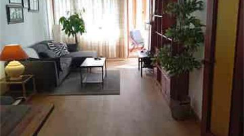 Foto 2 de Apartamento de alquiler en Salinas, Castrillón