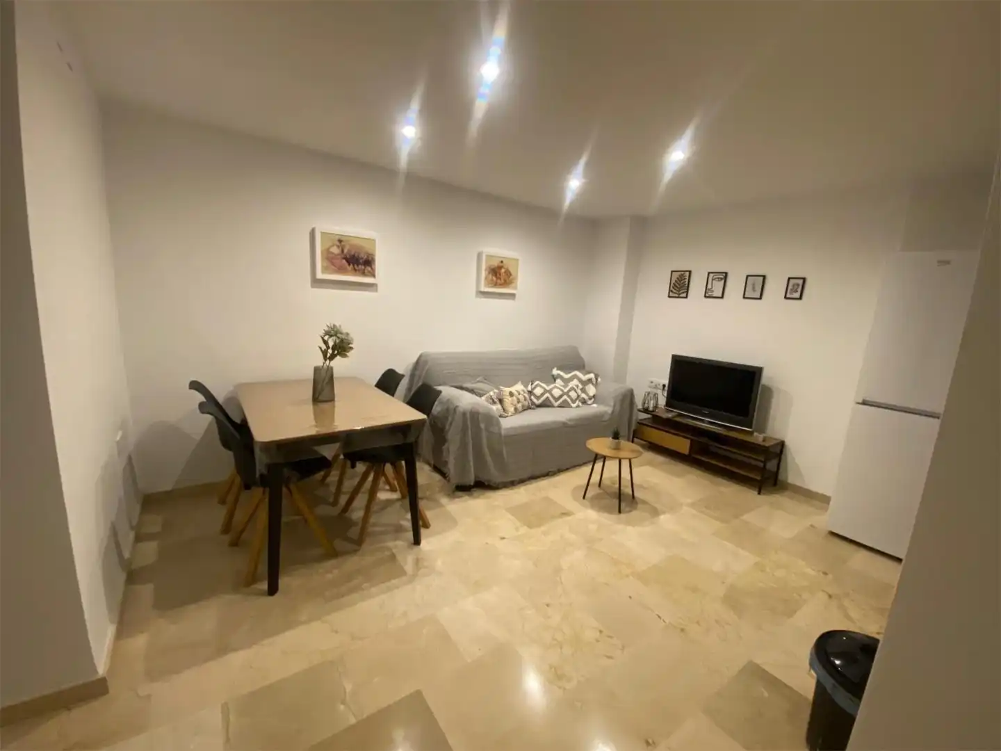 Flat for rent in Calle Sevilla, 21, Aznalcázar Living room of Flat for rent in Aznalcázar with Air Conditioner, Heating and Terrace