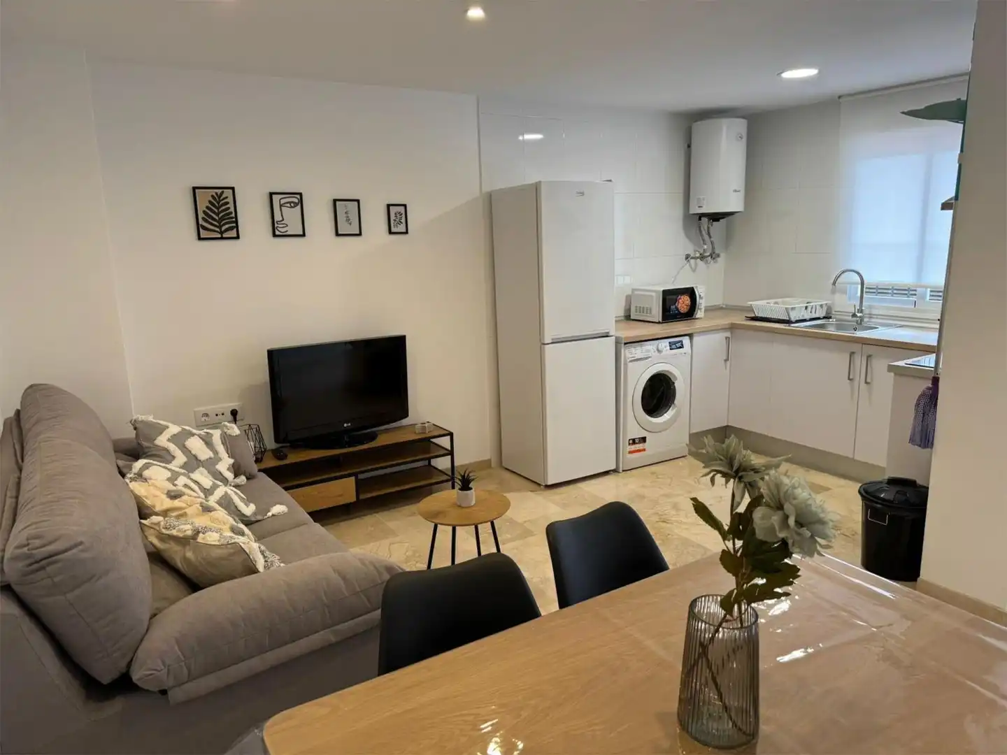 Flat for rent in Calle Sevilla, 21, Aznalcázar Living room of Flat for rent in Aznalcázar with Air Conditioner, Heating and Terrace