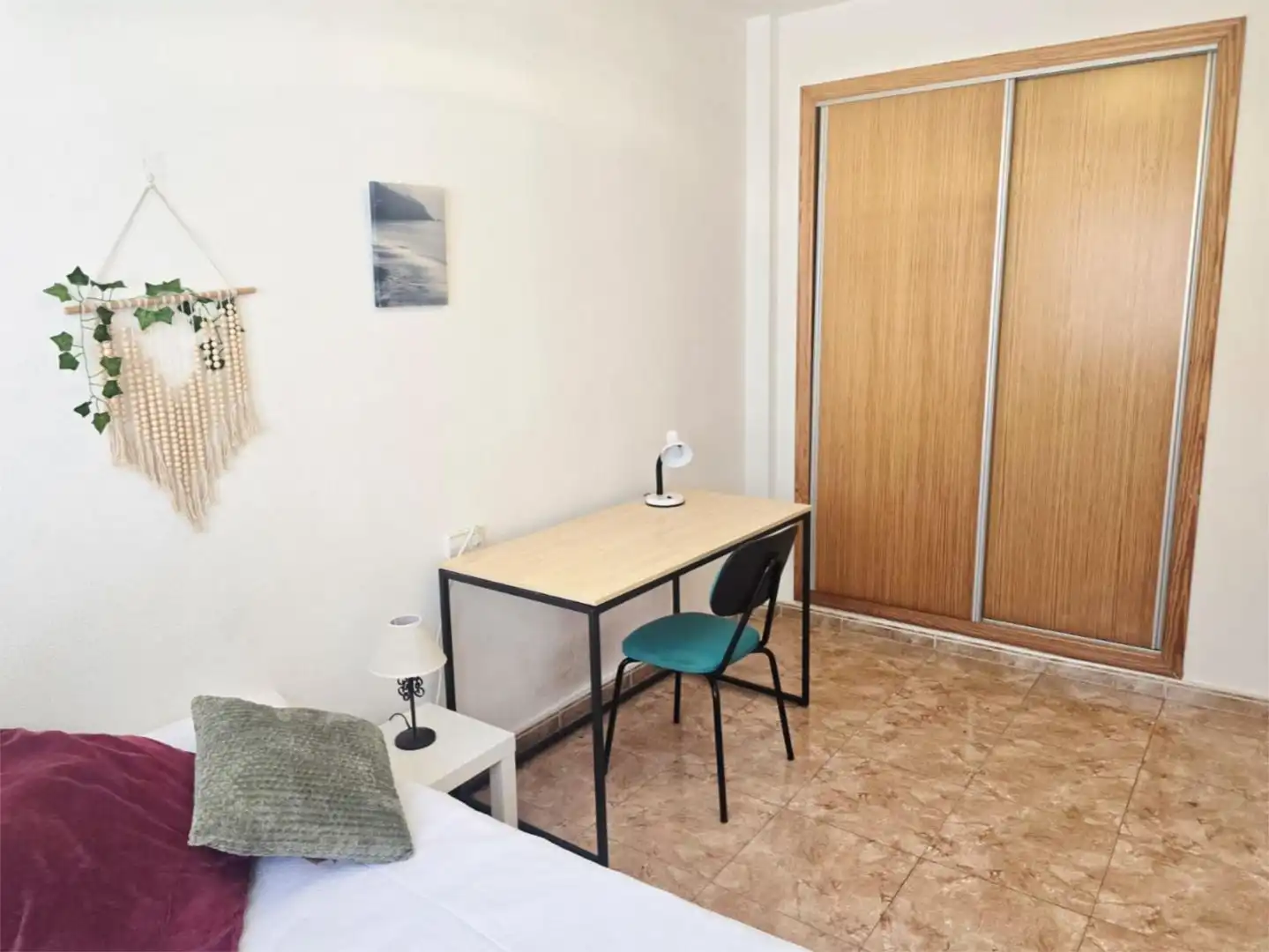 Habitación en Calle Montoyas, 2, El Palmar Habitación de Piso para compartir en Murcia con Amueblado y Parking comunitario