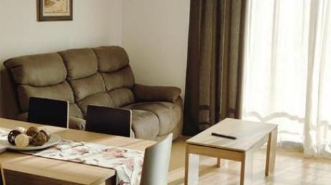 Foto 2 de Casa adosada de alquiler en Avenida Central, 12, Caleta de Fuste, Antigua