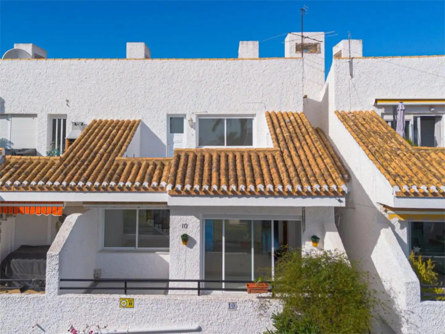 Duplex for sale in Calle Manuel de Falla, 70, Villamartín - Las Filipinas Exterior view of Duplex for sale in Orihuela