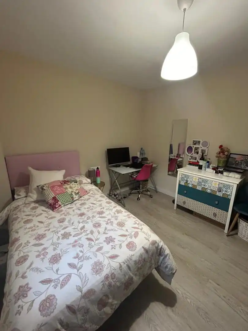 Habitación en Calle de Ofelia Nieto, 42, Berruguete