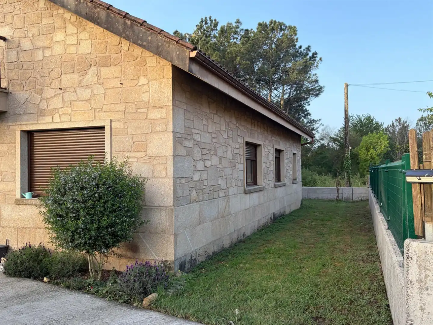 Vista exterior de Casa o chalet en venta en Boiro con Terraza y Balcón