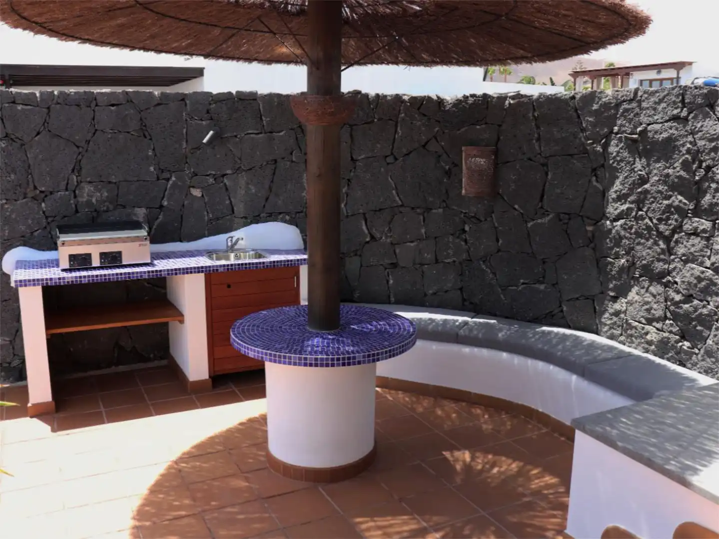 Casa adosada en venta en Calle Holanda, 2, Playa Blanca Terraza de Casa adosada en venta en Yaiza con Aire acondicionado, Terraza y Piscina