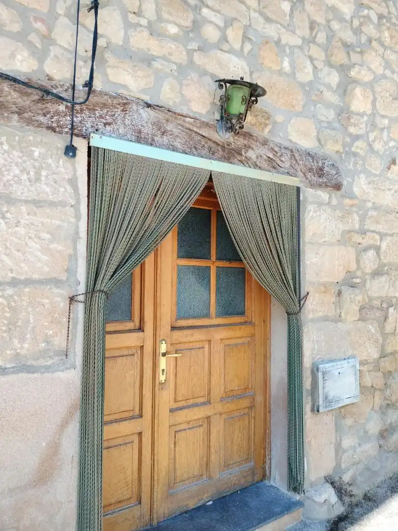 Casa adosada en venda en Valle de Tobalina amb Forn, Rentadora i Microones