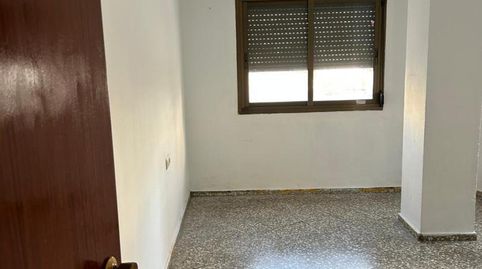 Foto 2 de Piso de alquiler en Avenida de Valencia, 28, Requena, Valencia