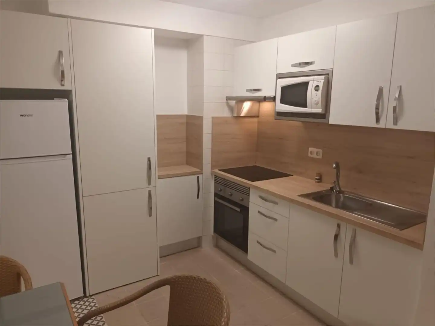 Piso de alquiler en Calle Luis Diaz de Losada, 7, Playa de las Américas Cocina de Piso de alquiler en Arona con Jardín privado, Terraza y Piscina