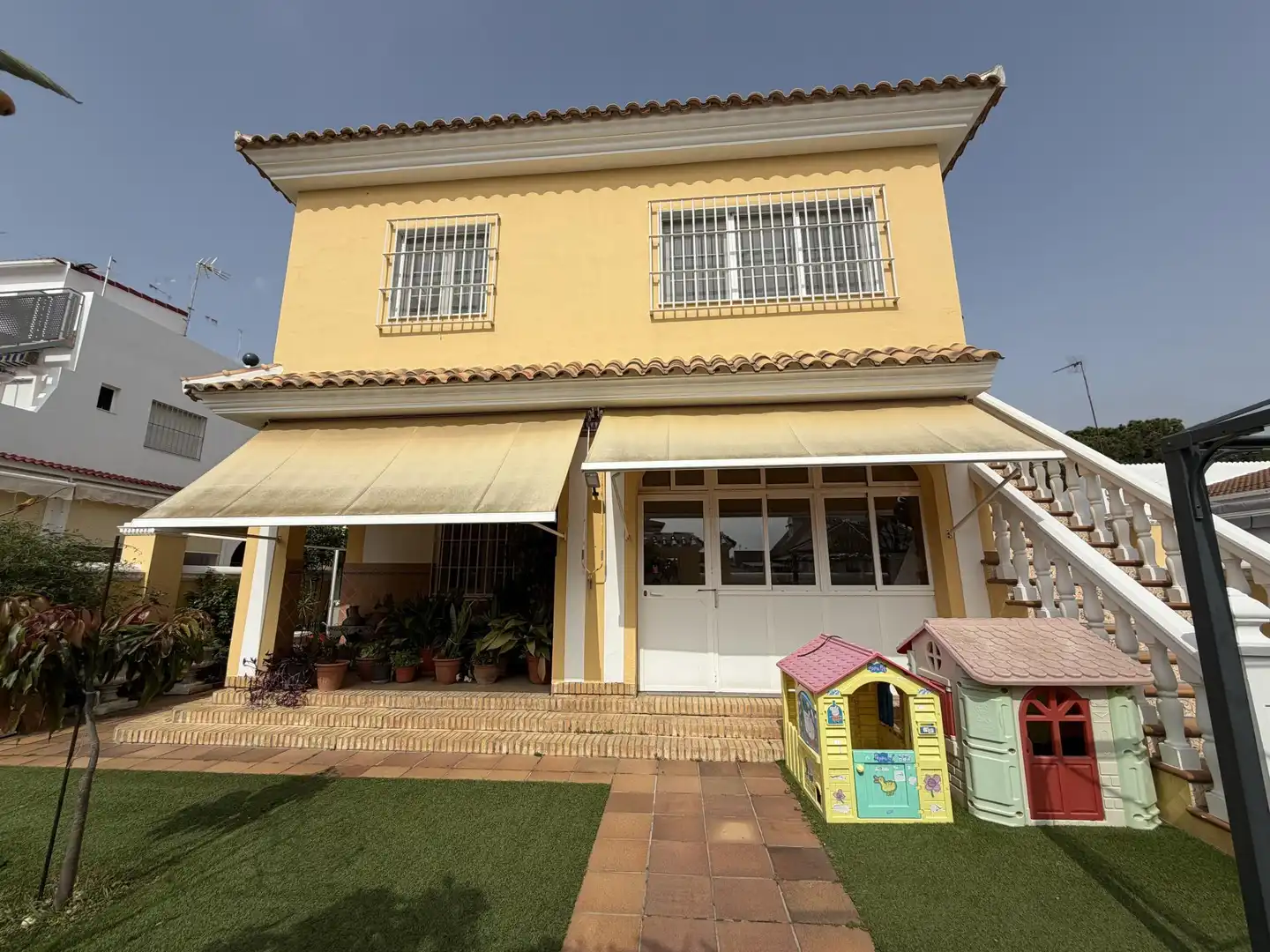 Casa o chalet en venta en Urbanizacion el Faro, 70, Mazagón Vista exterior de Casa o chalet en venta en Mazagón con Aire acondicionado, Terraza y Balcón