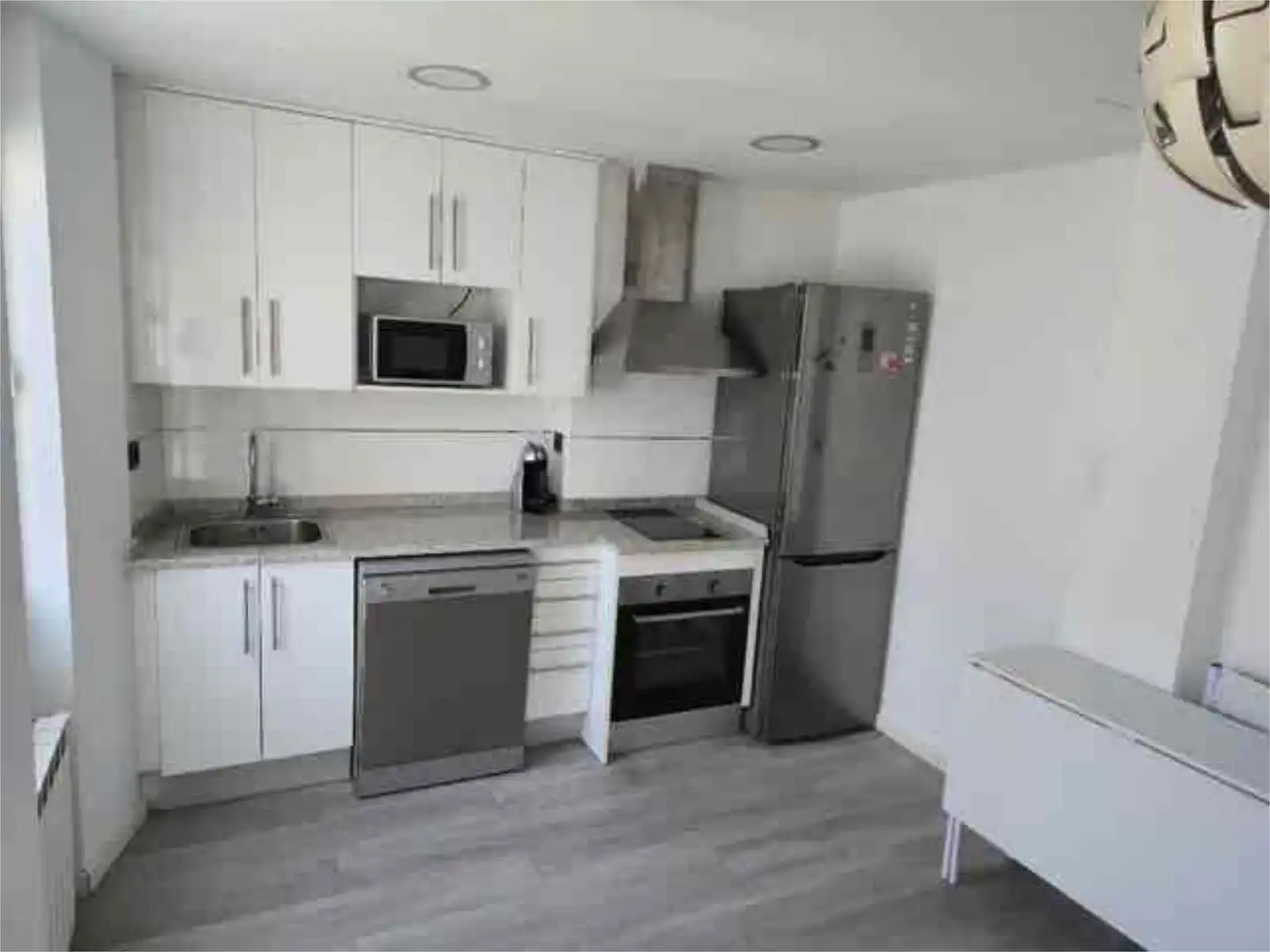 Kitchen of Flat for rent in  Zaragoza Capital  with Heating, Terrace and Storage room