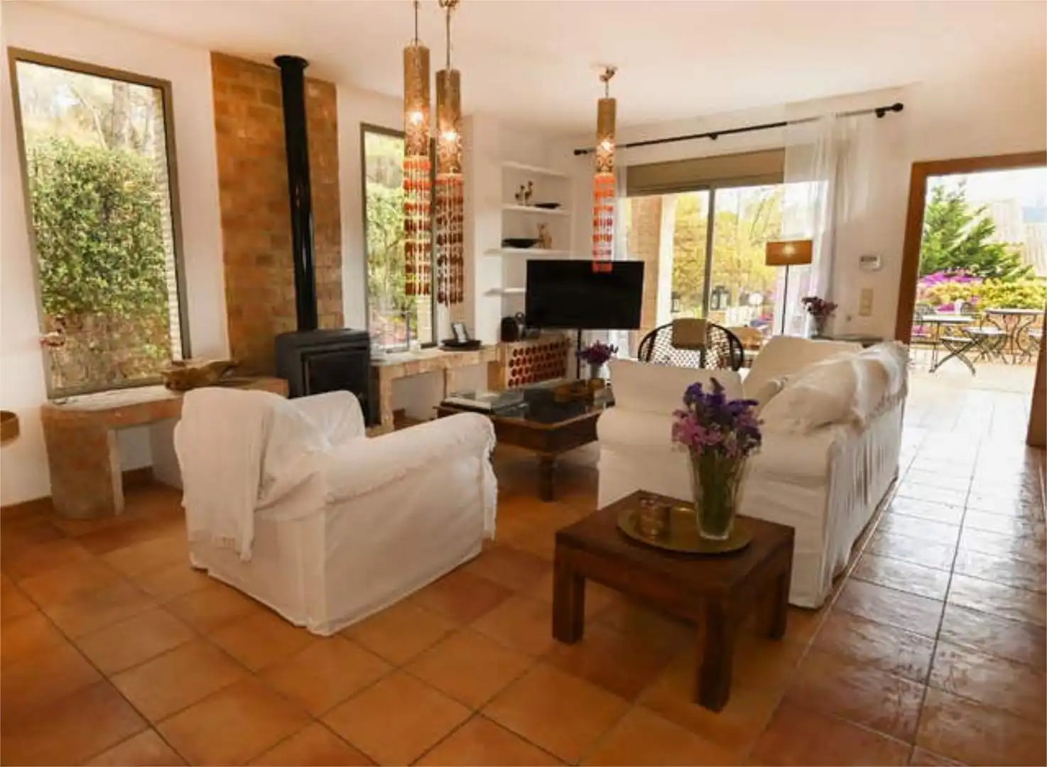 Casa o xalet en venda a Benicolada - Las Adelfas Sala d'estar de Casa o xalet en venda en Calpe / Calp amb Terrassa i Piscina