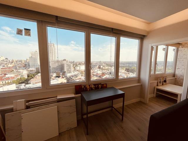 Piso en Venta en Calle de Luisa Fernanda, 6 en Argüelles