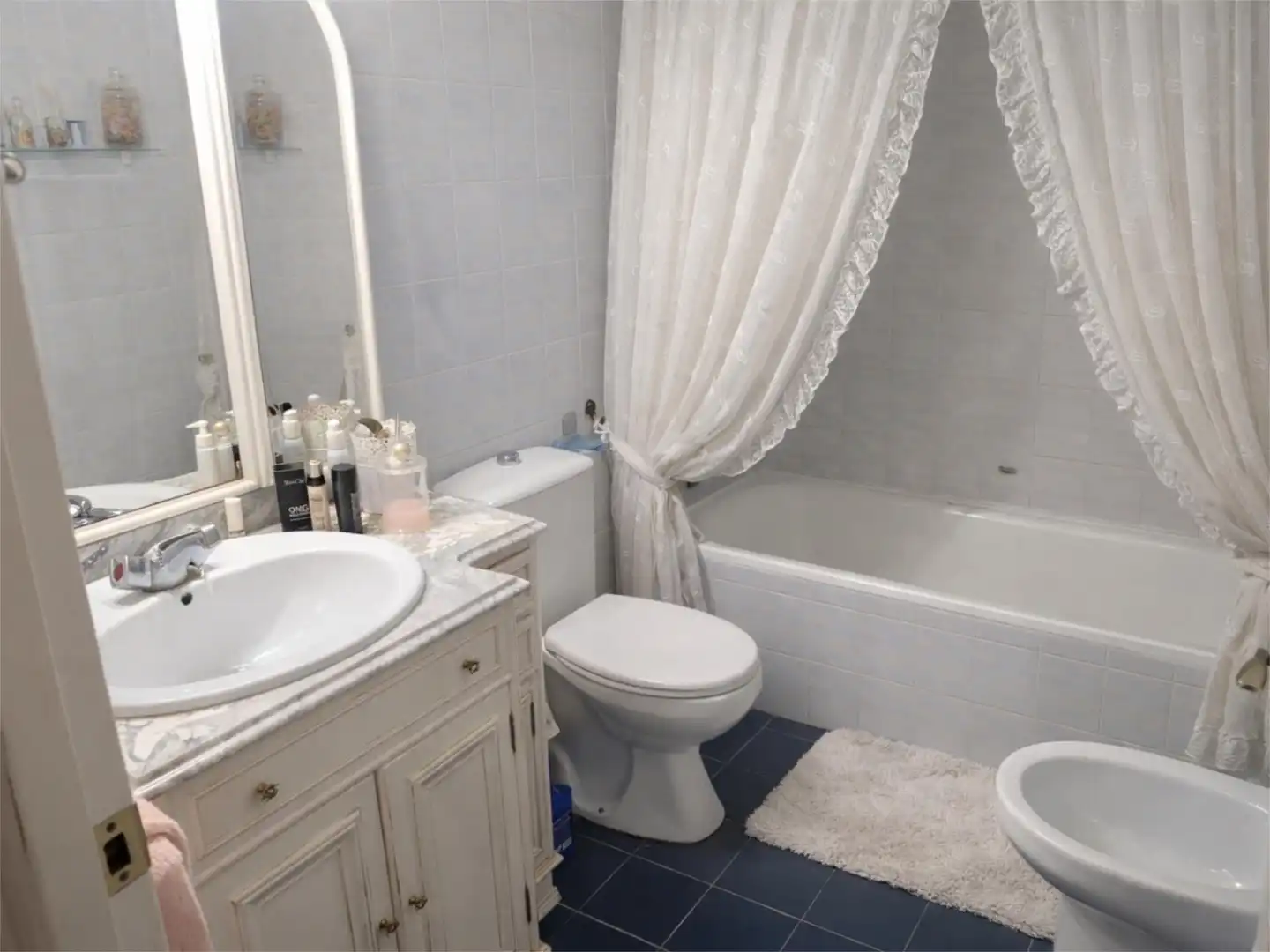 Flat for sale in Calle Frascuelo, 6, Los Boliches Bathroom of Flat for sale in Fuengirola with Terrace and Swimming Pool