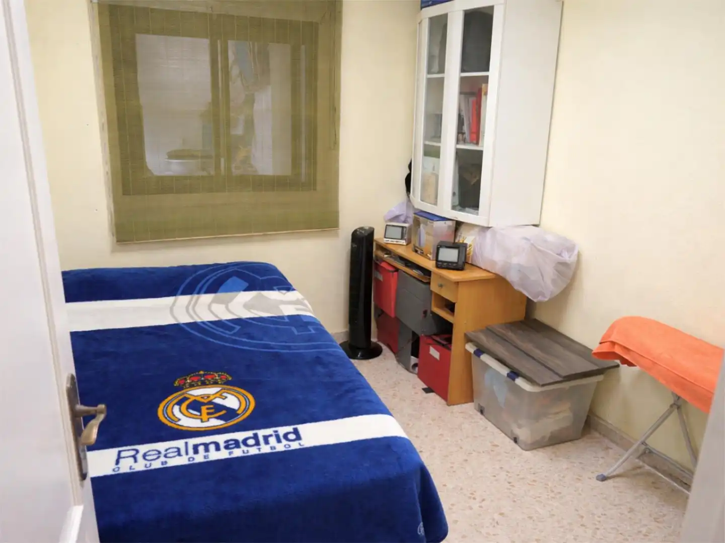 Flat for sale in Calle Frascuelo, 6, Los Boliches Bedroom of Flat for sale in Fuengirola with Terrace and Swimming Pool