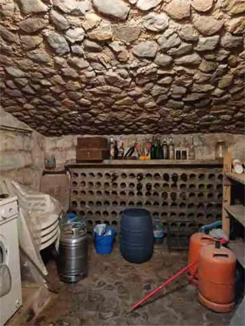 Casa adosada en venda en Cabrillanes amb Jardí privat, Terrassa i Traster