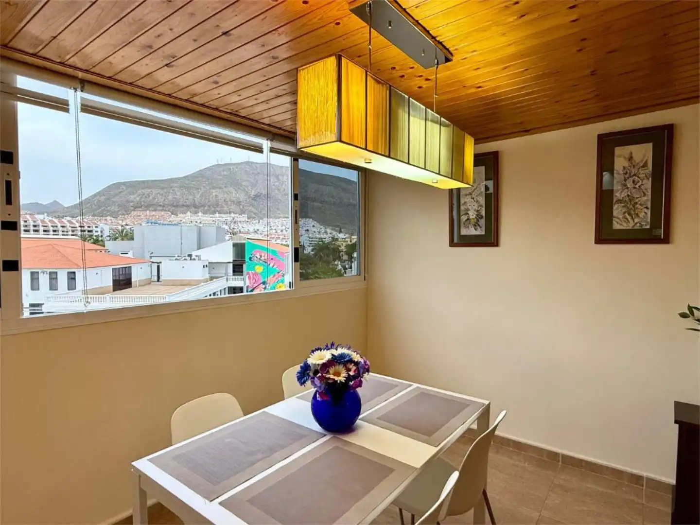 Menjador de Pis de lloguer en Arona amb Aire condicionat, Terrassa i Moblat