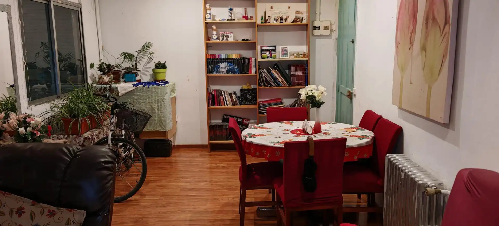 Wohnung zum Verkauf in Calle Ramiro el Monje, 11, Casco Antiguo Esszimmer von Wohnung zum Verkauf in Huesca Capital mit Klimaanlage und Balkon