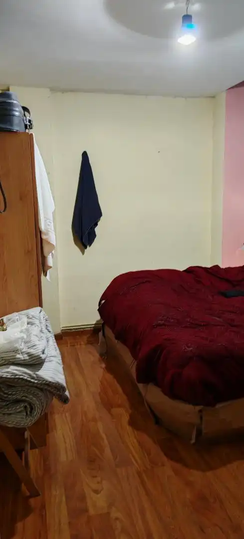 Wohnung zum Verkauf in Calle Ramiro el Monje, 11, Casco Antiguo Schlafzimmer von Wohnung zum Verkauf in Huesca Capital mit Klimaanlage und Balkon