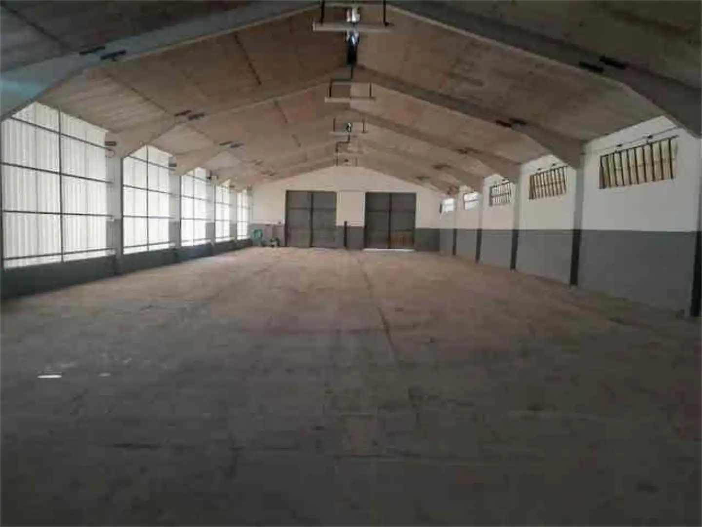 Fabrikhallen zur Miete in Aibar / Oibar