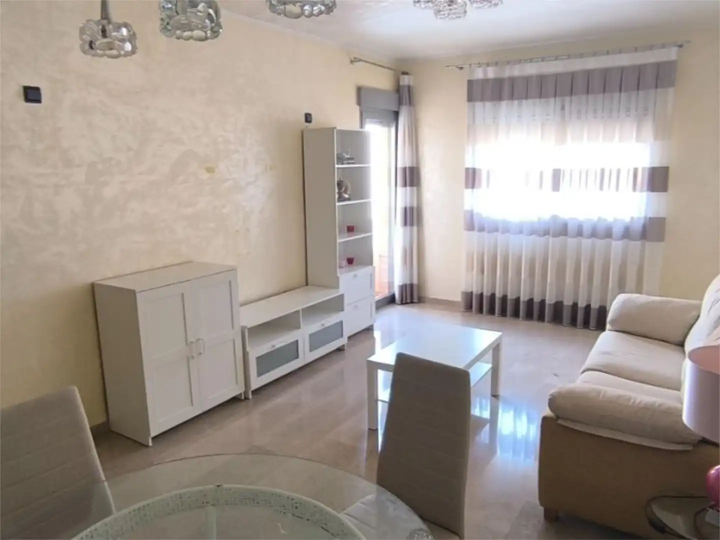 Sala de estar de Piso de alquiler en Archena con Aire acondicionado, Trastero y Amueblado